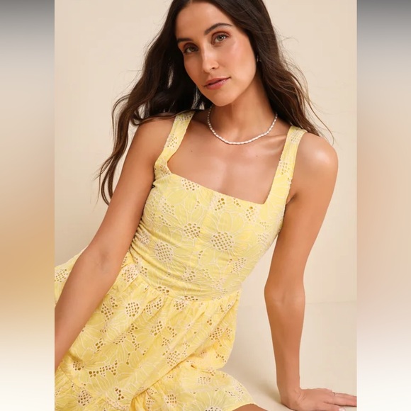 Lulus Bright Personality Yellow Eyelet Floral Skater Mini Dress Size Medium - Picture 4 of 6